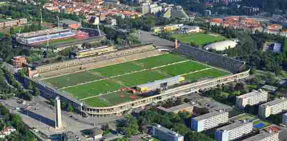 Nejúžasnější parcela budoucnosti. Stadionu Strahov zvoní umíráček