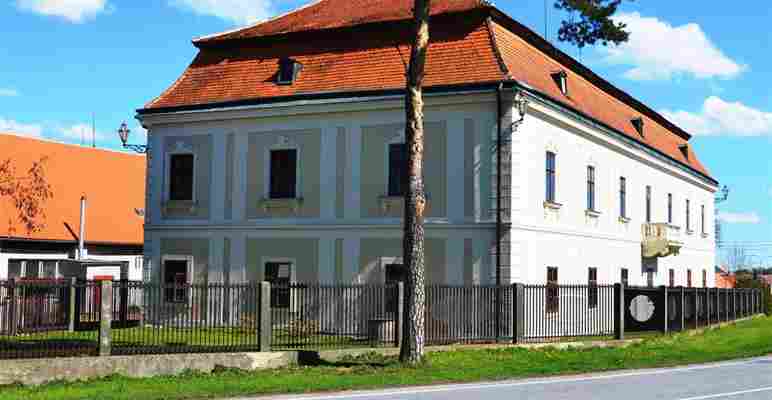 Historická sídla na prodej. Jaké zajímavé památky jsou v Česku k mání